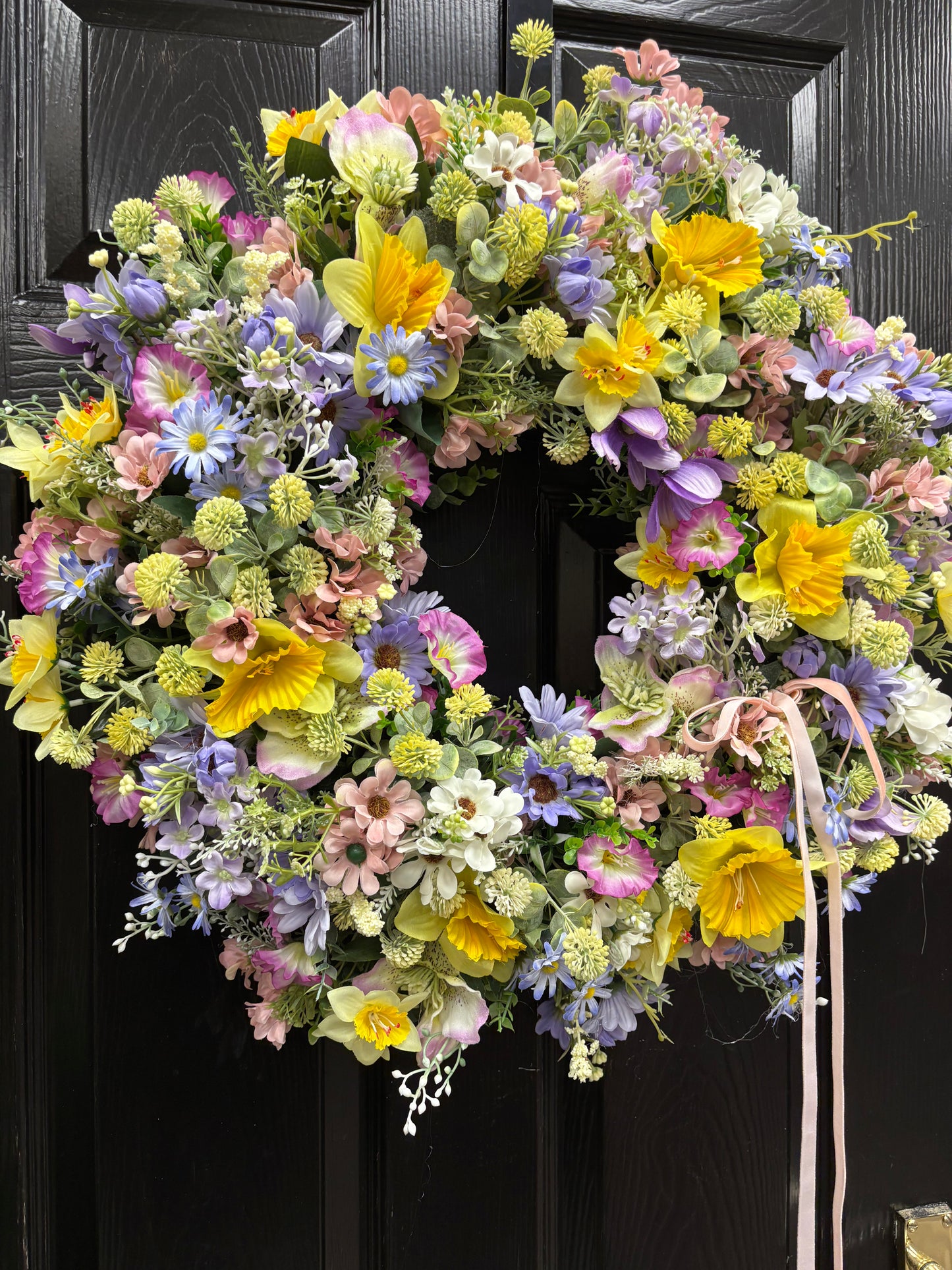 Beginnings floral wreath Free P&P