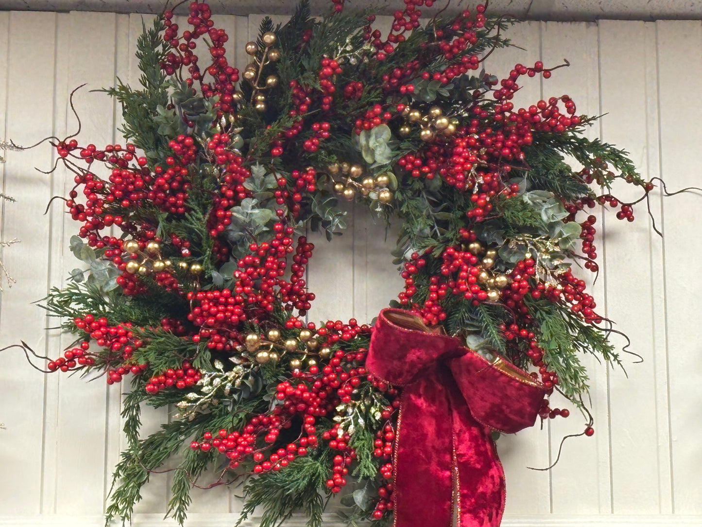 Wild berry foilage wreath Free P&P