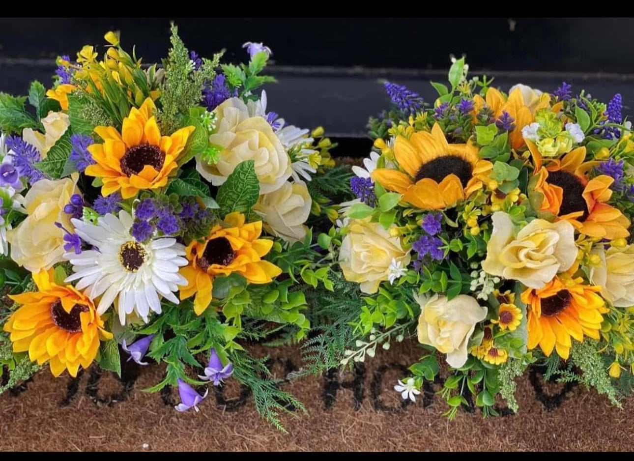 Grave tributes FREE P&P