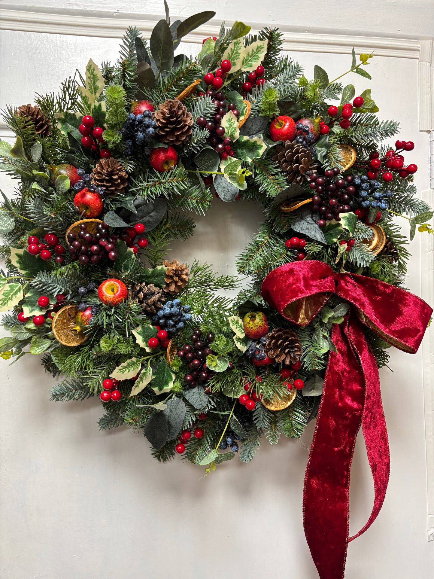 Traditional Wreath Free P&P