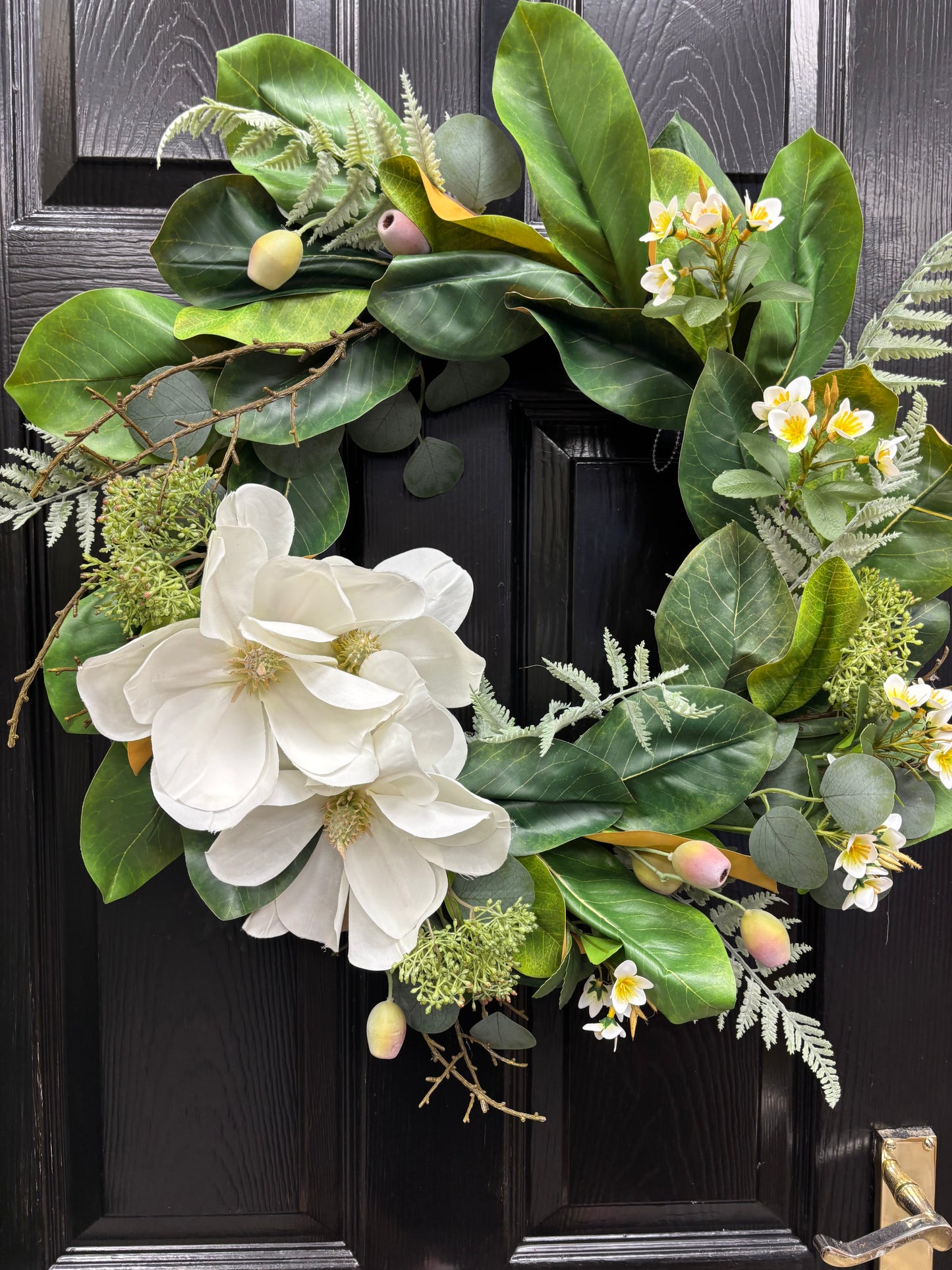 Classic Magnolia & Fern Faux Floral Wreath Immediate despatch Free P&P