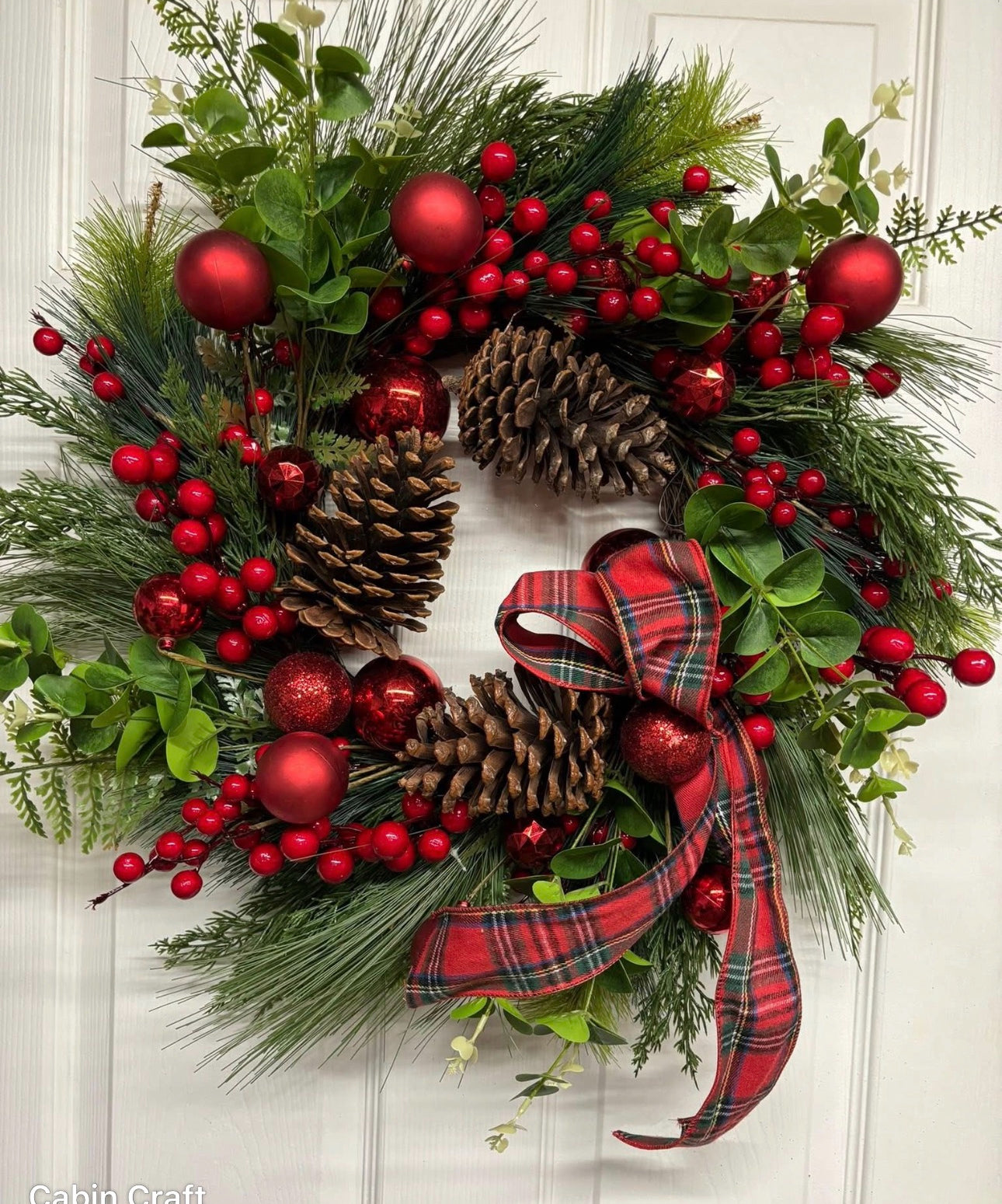 Christmas Pine and Berry Free P&P Immediate Delivery