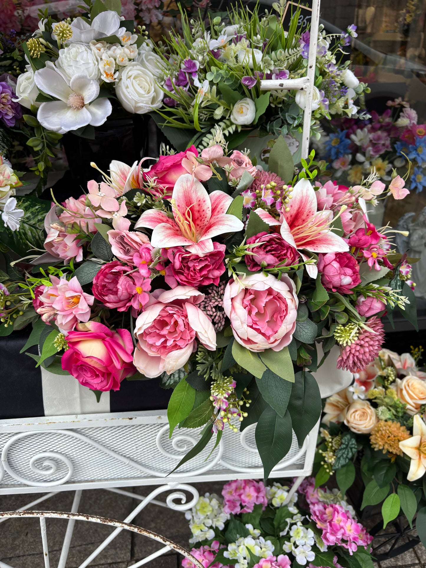 Pink Lily Grave Tribute Free P&P