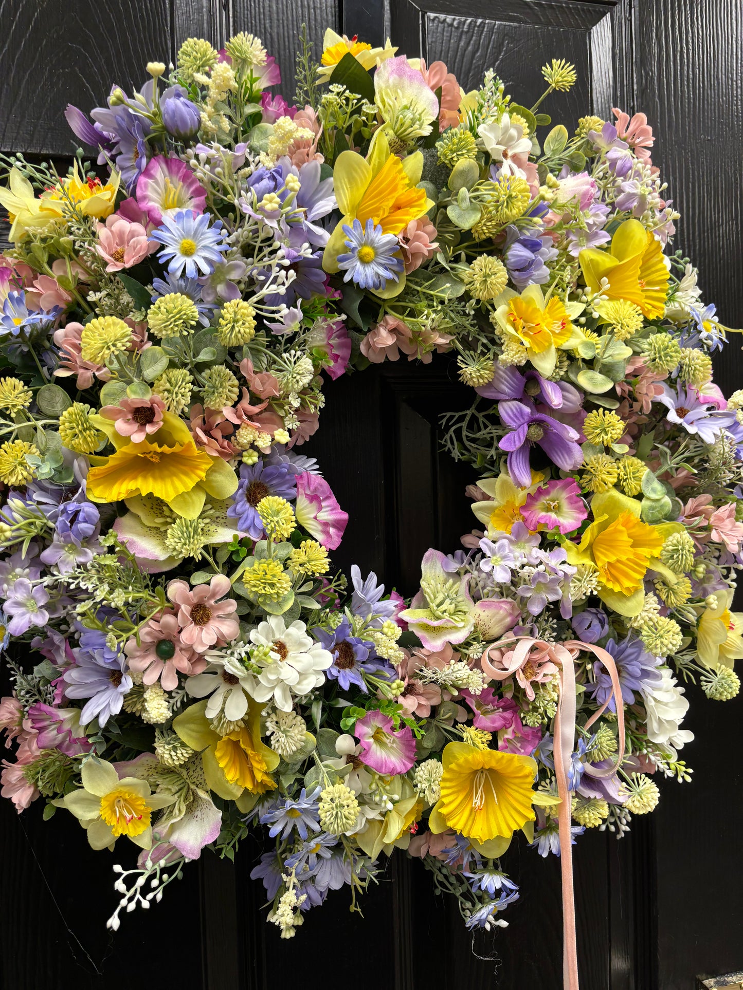 Beginnings floral wreath Free P&P