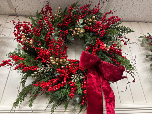 Wild berry foilage wreath Free P&P