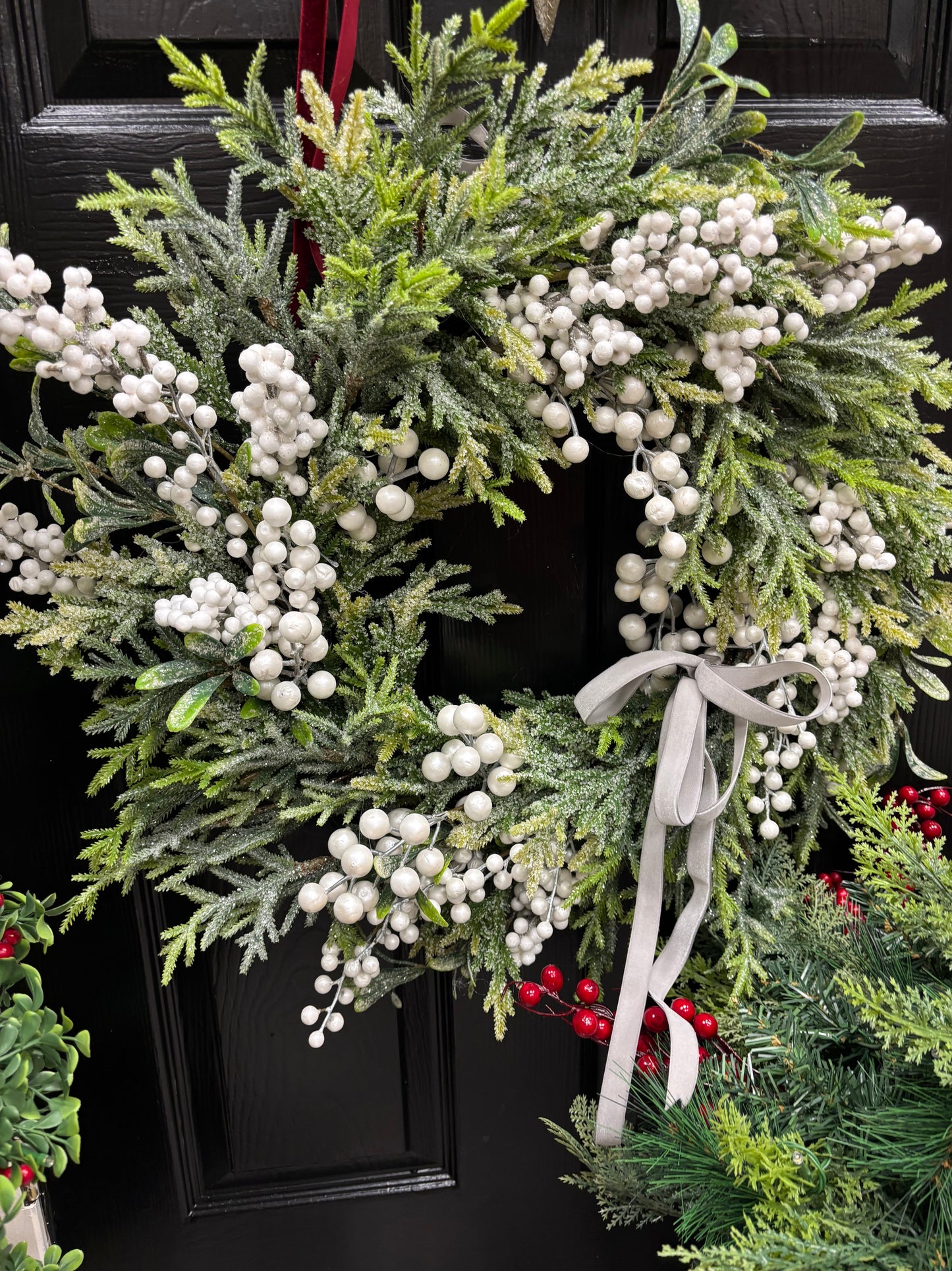 White berry foilage **SPECIAL** FREE P&P immediate delivery