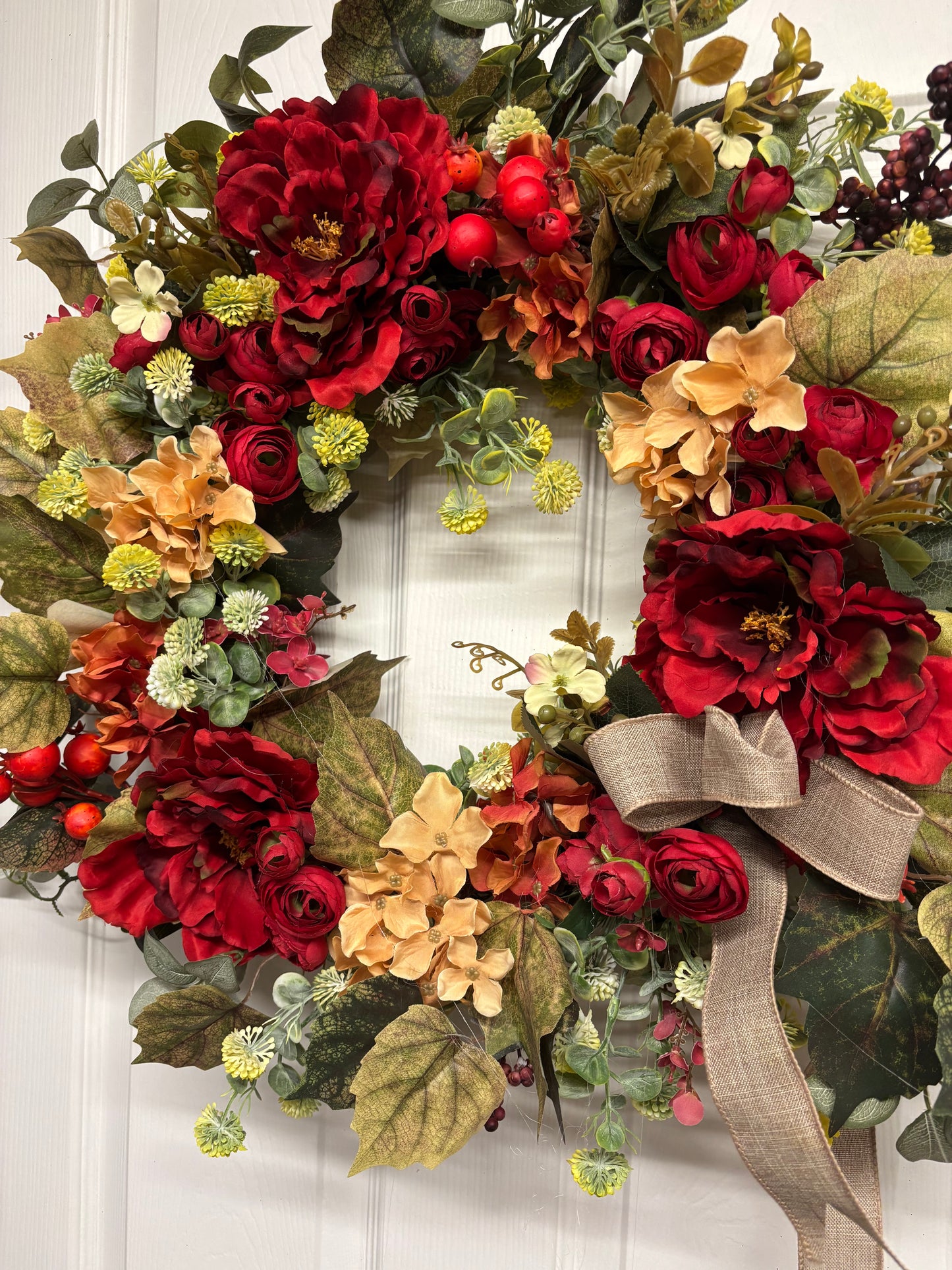 Autumn Hues Wreath               FREE P&P