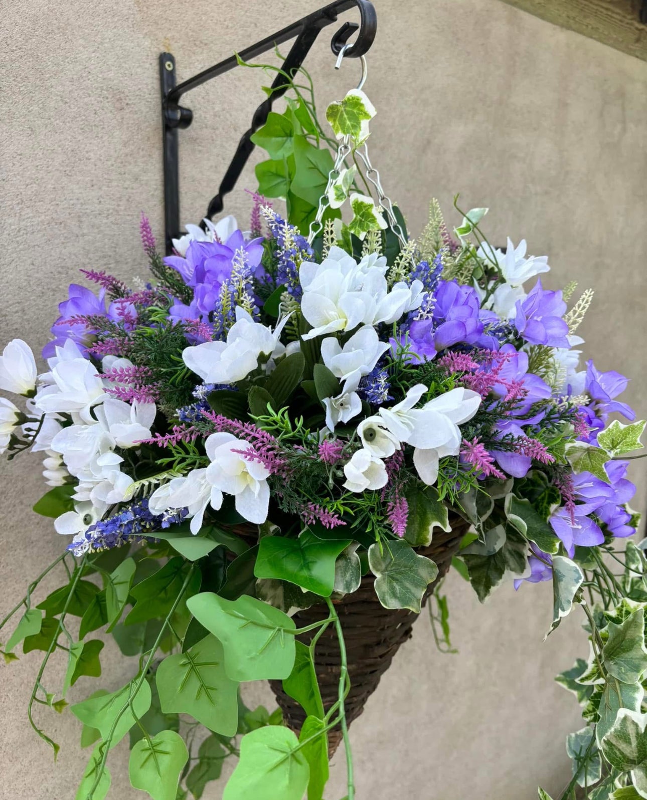 Hanging baskets FREE P&P